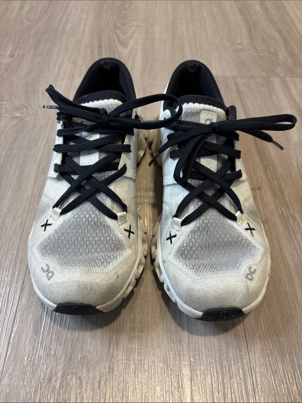 On Cloud X Women’s Size 5 White Mesh Running Athletic Sneaker